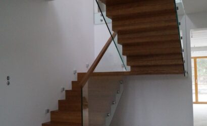 Drewniane schody wewnętrzne