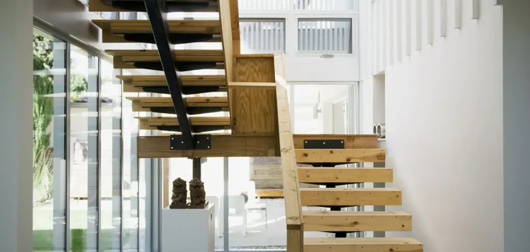 nowoczesne schody z drewna